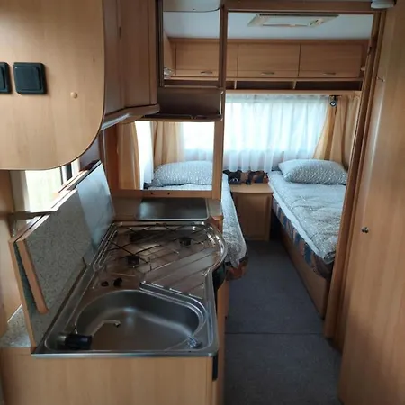 Przyczepa Campingowa Nad Jeziorem Dadaj * Wilimy