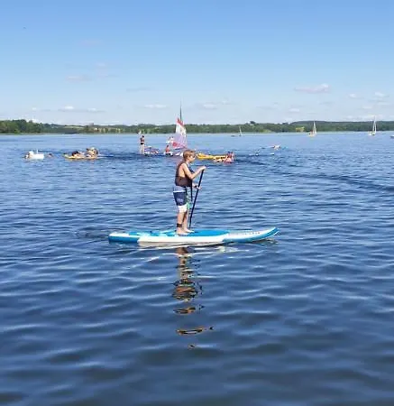 Przyczepa Campingowa Nad Jeziorem Dadaj *
