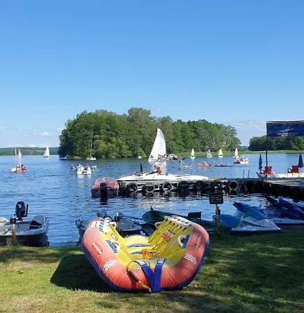 Przyczepa Campingowa Nad Jeziorem Dadaj Apartman *